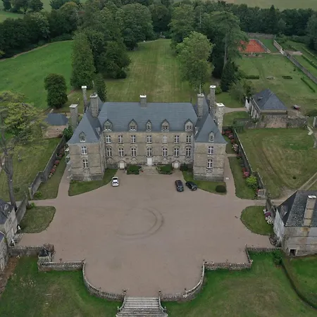 Les Communs De Chiffrevast ベッド・アンド・ブレックファスト Tamerville