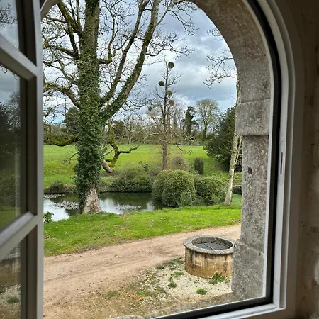 Couette-café Les Communs De Chiffrevast *