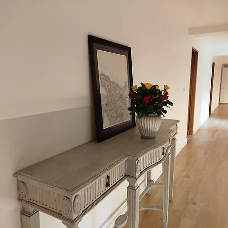 Les Communs De Chiffrevast