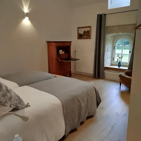 Les Communs De Chiffrevast *