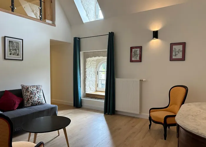 Bed & Breakfast Les Communs De Chiffrevast *