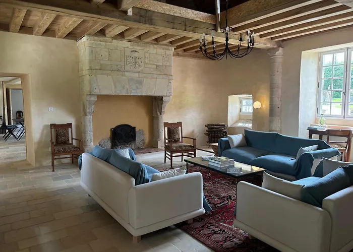 Les Communs De Chiffrevast *