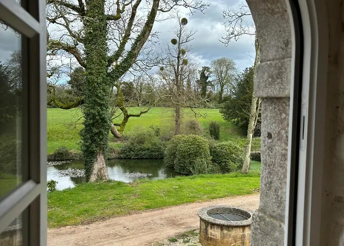 Bed & Breakfast Les Communs De Chiffrevast *